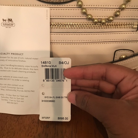 Limited Edition Coach Sydney shoulder bag - Picture 15 of 15